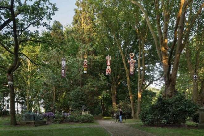 « Les masques célestes », Hervé Youmbi, 2017