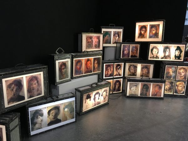 Installation signée Christian Cerisola, galerie Dock Sud